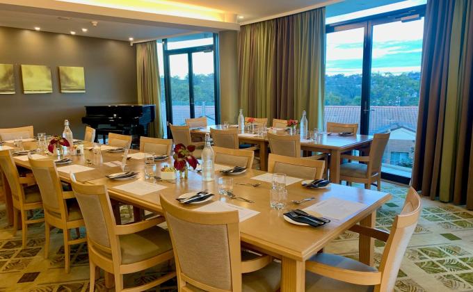 Riverhigh restaurant